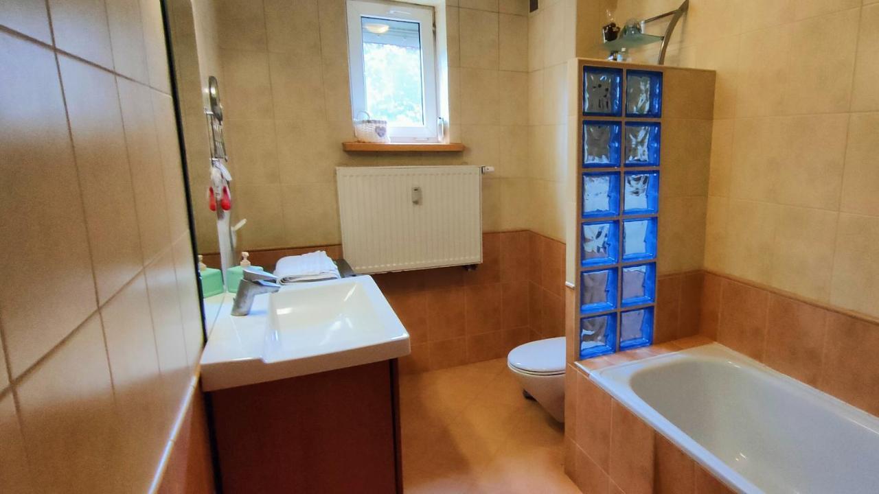 Lesny Apartament 比亚韦斯托克 外观 照片